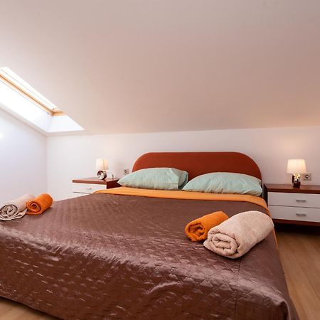 Apartmani Velnic Baska  Bagian luar foto
