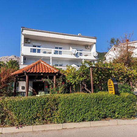 Apartmani Velnic Baska  Bagian luar foto