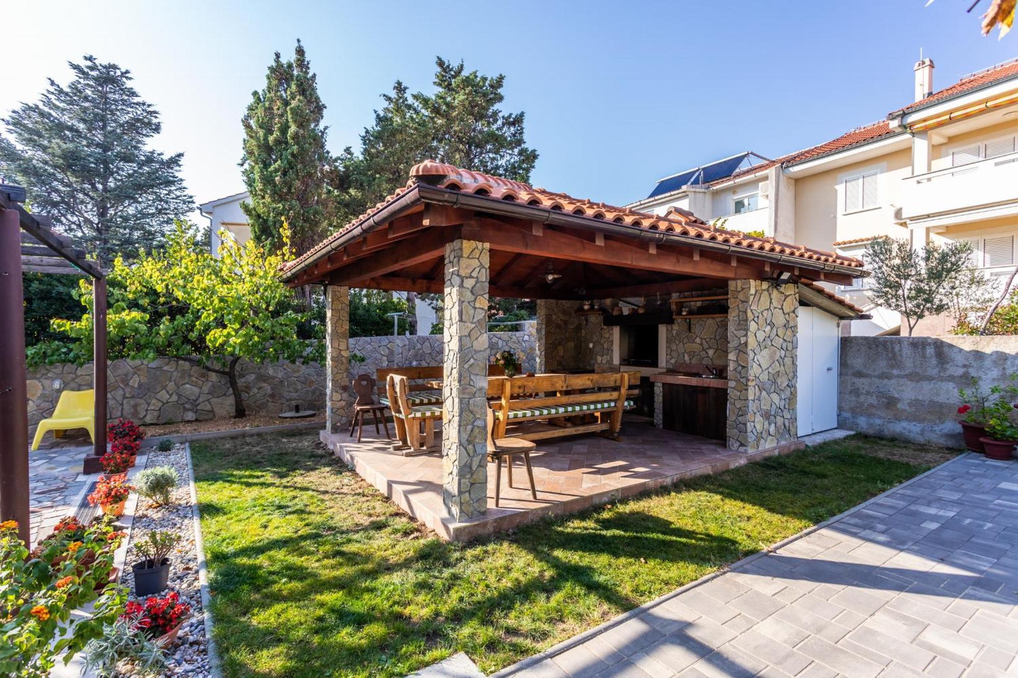 Apartmani Velnic Baska  Bagian luar foto